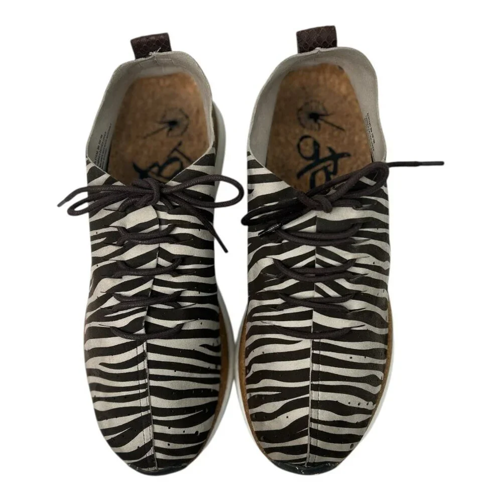 OTBT Alstead Lightweight Women's Zebra Leather Sneakers Athleisure Size 9M Comfy - Picture 5 of 13
